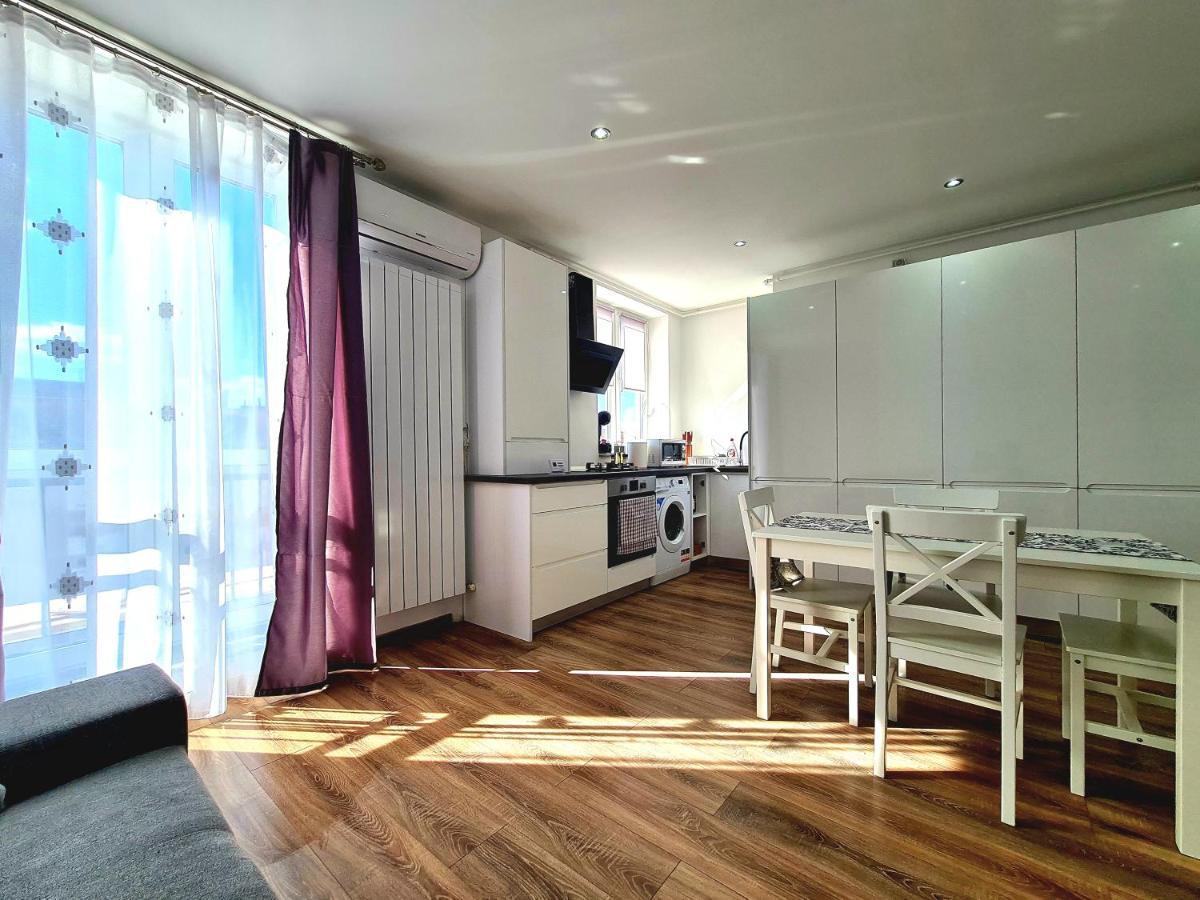 Apartment The *